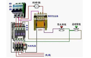 控制變壓器是一種小型干式變壓器，其交流電源頻率為50Hz，初級電壓為220V（或380V），次級電壓有6. 3V、12V、24V、36V、110V、127V等。它主要用做工礦企業(yè)中的安全局部照明電源、電氣設(shè)備的控制回路電源及信號燈或指示燈電源。那么控制變壓器要怎么接線呢？控制變壓器廠家旗正告訴你接線方法：